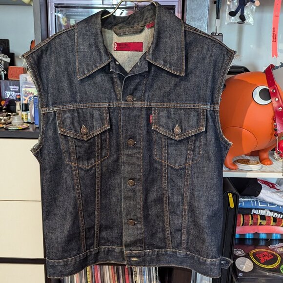 LEVI'S RED TAG DENIM VEST + INNER DECAY BACK PATCH - Picture 1 of 3